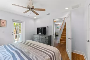 19 Bay Dr, Palm Coast, FL 32137 - Photo 11