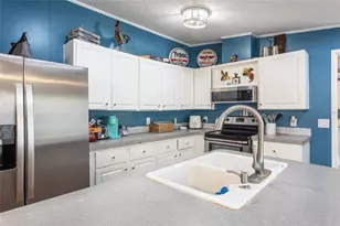 1013 Forest Park St, Bunnell, FL 32110 - Photo 9