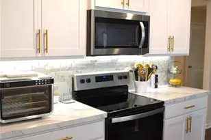 35 Putter Dr, Palm Coast, FL 32164 - Photo 11