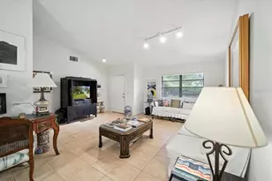 4718 Hidden Lake Dr, Port Orange, FL 32129 - Photo 7