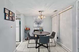 54 Club House Dr, Palm Coast, FL 32137 - Photo 5