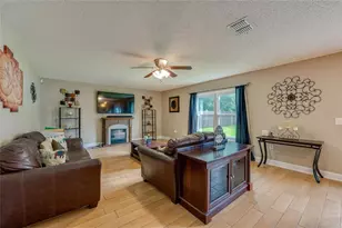 11 Zircon Ct, Palm Coast, FL 32164 - Photo 11