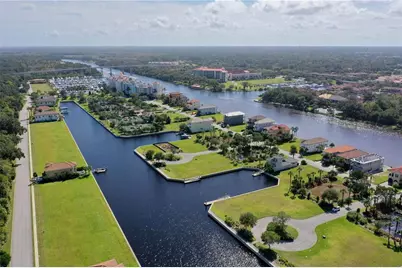 11 Schooner Circle, Palm Coast, FL 32137 - Photo 7