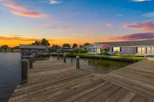 164 Moonlite Dr, Welaka, FL 32193 - Photo 1