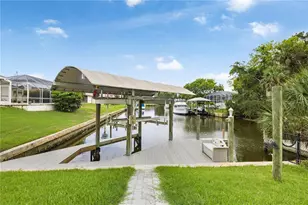 21 Cottonwood Ct, Palm Coast, FL 32137 - Photo 5