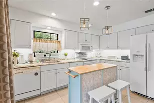 230 Beechwood Ln, Palm Coast, FL 32137 - Photo 9