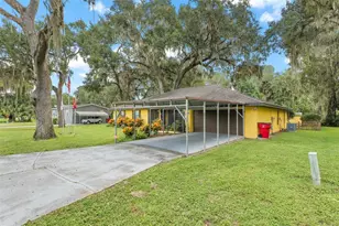 1251 Cr 436, Lake Panasoffkee, FL 33538 - Photo 5