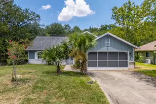 7 Blackthorn Ct, Palm Coast, FL 32137 - Photo 1