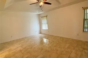 4 Bud Hollow Dr, Palm Coast, FL 32137 - Photo 11