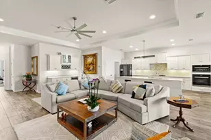 13 Arena Lake Cir, Palm Coast, FL 32137 - Photo 9