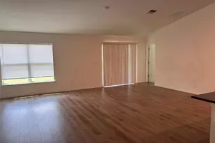 15 Lamoyne Ln, Palm Coast, FL 32137 - Photo 5