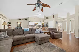 1 Pine Bluff Ln, Palm Coast, FL 32164 - Photo 11