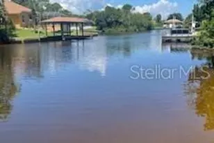 15 Crandell Ct, Palm Coast, FL 32137 - Photo 1