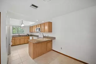 49 Village Cir, Palm Coast, FL 32164 - Photo 23