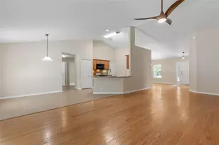 105 Woodside Dr, Palm Coast, FL 32164 - Photo 9