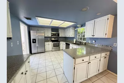 8 Felicia Court, Palm Coast, FL 32137 - Photo 9