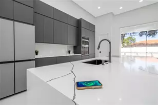 9 Edison Ln, Palm Coast, FL 32164 - Photo 13