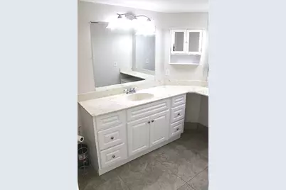 5258 Eagle Lake Drive, Palm Beach Gardens, FL 33418 - Photo 11