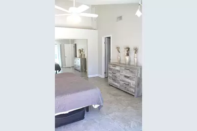 5258 Eagle Lake Drive, Palm Beach Gardens, FL 33418 - Photo 9