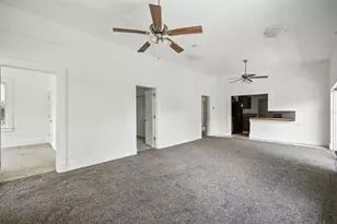 412 Madison St, Palatka, FL 32177 - Photo 9