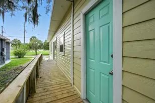 412 Madison St, Palatka, FL 32177 - Photo 5