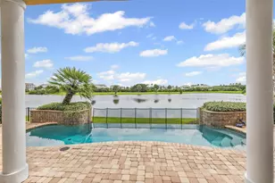 24 Kingfisher Ln, Palm Coast, FL 32137 - Photo 7