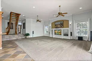 24 Kingfisher Ln, Palm Coast, FL 32137 - Photo 11