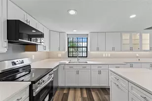 625 N Halifax Ave, Daytona Beach, FL 32118 - Photo 11