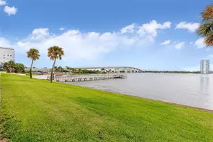 625 N Halifax Ave, Daytona Beach, FL 32118 - Photo 41