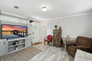 1141 Donovan Ave, Interlachen, FL 32148 - Photo 9