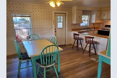 110 Magnolia Street, Satsuma, FL 32189 - Photo 5