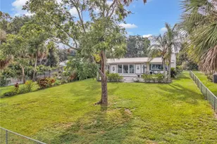 115 Sunset Point Rd, East Palatka, FL 32131 - Photo 11