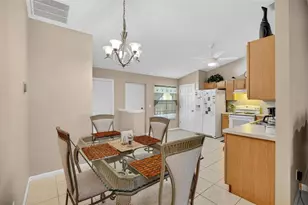 8 Fawn Ln, Palm Coast, FL 32137 - Photo 15