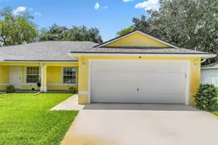 8 Fawn Ln, Palm Coast, FL 32137 - Photo 3