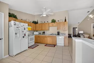 8 Fawn Ln, Palm Coast, FL 32137 - Photo 7