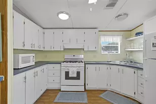 1635 Bass Ave, Seville, FL 32190 - Photo 9