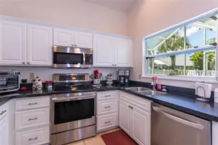 58 Bristol Ln, Palm Coast, FL 32137 - Photo 7