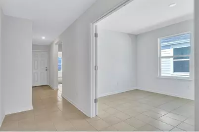 127 W Waverly Lane, Palm Coast, FL 32164 - Photo 3