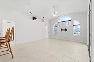 43 Clarendon Ct N, Palm Coast, FL 32137 - Photo 15