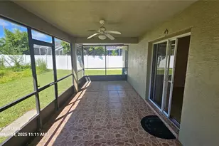 33 Fenwick Ln, Palm Coast, FL 32137 - Photo 15