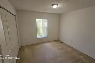 33 Fenwick Ln, Palm Coast, FL 32137 - Photo 11