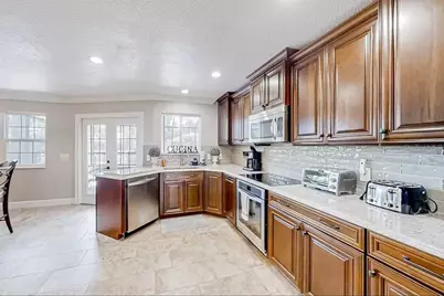 10 Comet Court, Palm Coast, FL 32137 - Photo 7