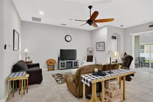 20 Arrowhead Dr, Palm Coast, FL 32137 - Photo 5