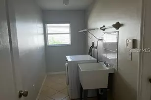 37 Pritchard Dr, Palm Coast, FL 32164 - Photo 9