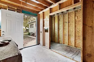 221 S 5th St, Palatka, FL 32177 - Photo 35