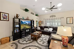 27 Ethan Allen Dr, Palm Coast, FL 32164 - Photo 13