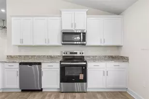 16 Pine Crest Ln, Palm Coast, FL 32164 - Photo 13