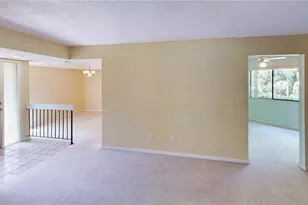 7 Surrey Ct, Palm Coast, FL 32137 - Photo 5