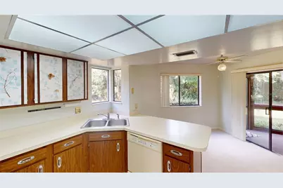 7 Surrey Court, Palm Coast, FL 32137 - Photo 9