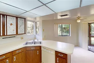 7 Surrey Ct, Palm Coast, FL 32137 - Photo 9